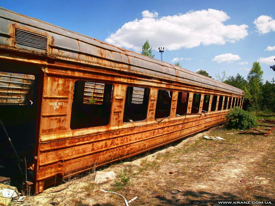 Yaniv - Chornobyl's railroad graveyard.